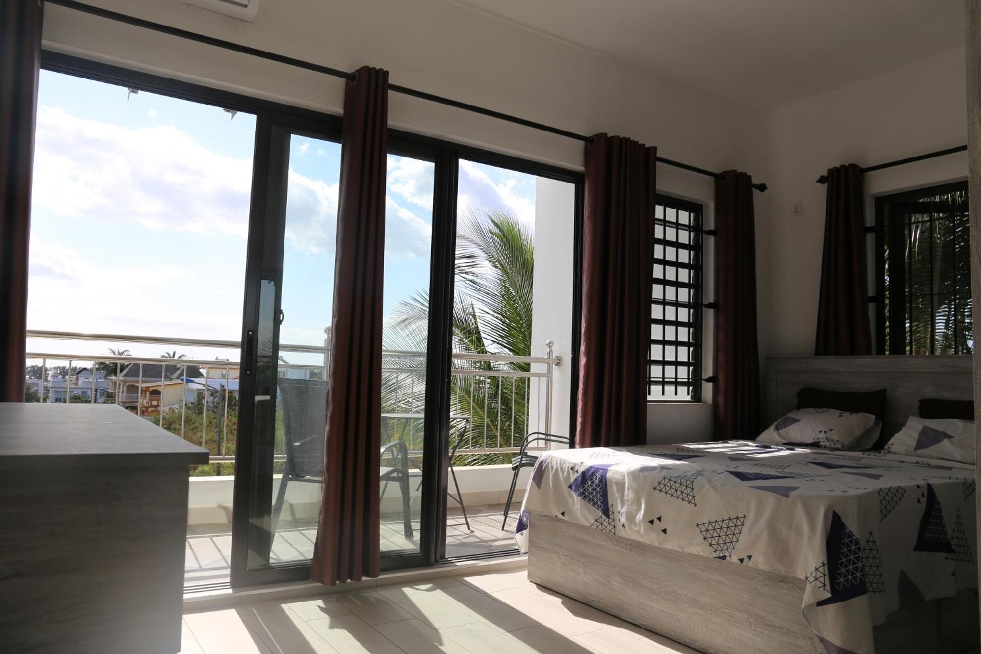 3 Bedroom Family Pool Villa Flic-En-Flac Beach Esterno foto